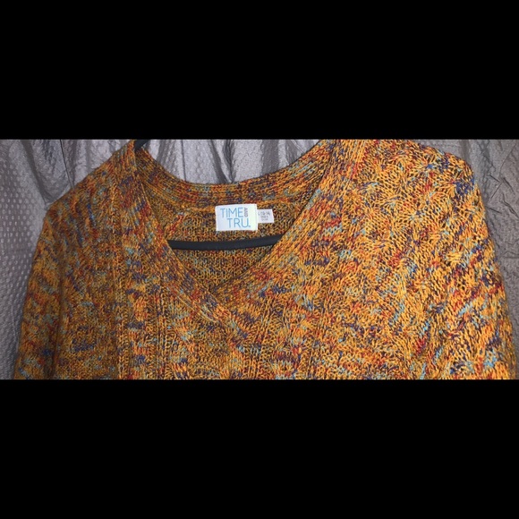 Sweater - Picture 2 of 2